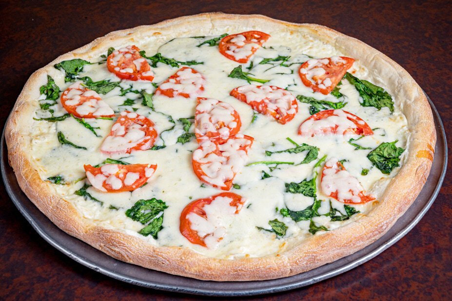 White Pizza with Spinach and Tomato